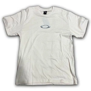 Oakley Logo Print Creme T-Shirt S US/M Japan 100 % Baumwolle Neu Etikett Kostenloser Versand - Bild 1 von 11