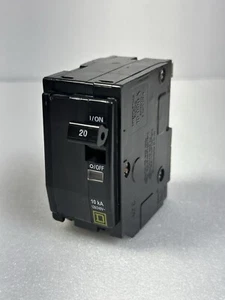 Square D QO220  Miniature Circuit Breaker - 20 A, 2 Pole, 120/240 VAC - Picture 1 of 5