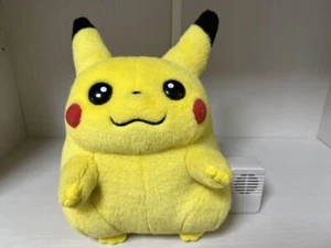 Tested Pikachu Pokemon TOMY Japan Vintage Squeeze Squeaky Sound Early 5” Plush - Picture 1 of 10