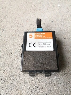 Volvo S40 2003 1.9/Alarm Control Module/30857627 Foto 1 de 4