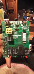 Furnace Control Board, White-Rogers Goodman B18099-13,  50T35-730 - Picture 1 of 2