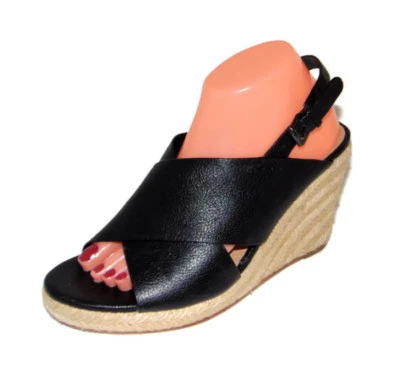 VIA SPIGA 'Rosette' Alpargata Negra Cuña 9.5 Precio de venta sugerido por el fabricante $250 Foto 1 de 4