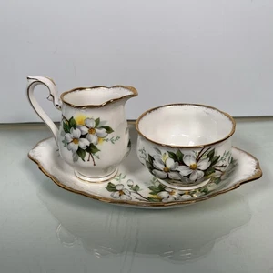 Vintage Royal Albert WHITE DOGWOOD Bone China Creamer and Sugar with Tray - Picture 1 of 12