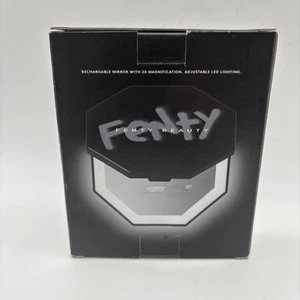 Espejo compacto LED exclusivo Fenty Beauty de Rihanna NUEVO EN CAJA - Imagen 1 de 4