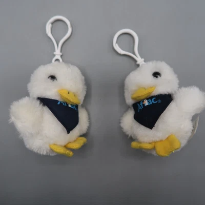 2 Aflac Duck 毛绒 3 英寸背包夹钥匙扣衣架玩具保险吉祥物 — 第 1/4 张图片