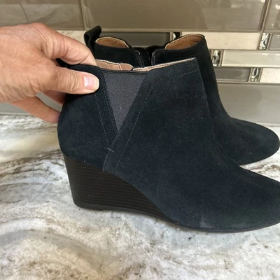 Botín de cuña Vionic Paloma para mujer negro talla 8,5 resistente al agua 129 $ gamuza Foto 1 de 4