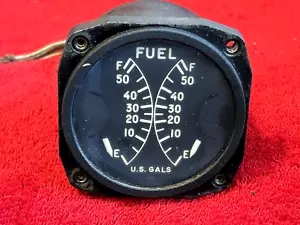 INDICADOR DE CANTIDAD DE COMBUSTIBLE THE LIQUIDÓMETRO P/N EA124AN-124 CON CONECTOR - Imagen 1 de 6