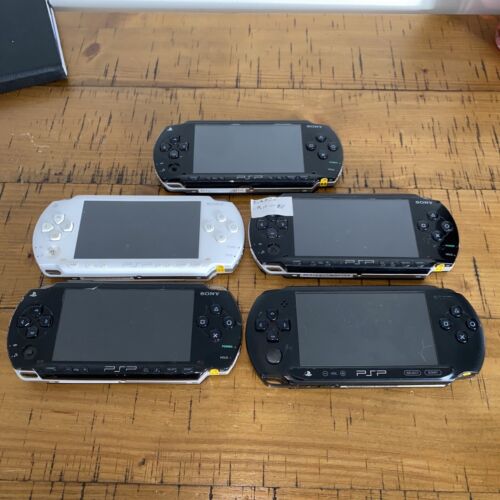 5x Sony PSP Playstation Portable Console PSP Handheld Spares / Repairs Game (2)