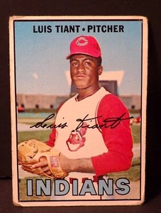 1967 Topps #377 Luis Tiant Cleveland Indians/Guardians VG - Picture 1 of 2
