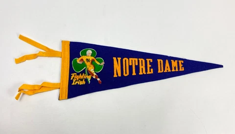 60s 70s Vintage University Notre Dame Fighting Irish Football ND 14 1/2” Pennant Cover