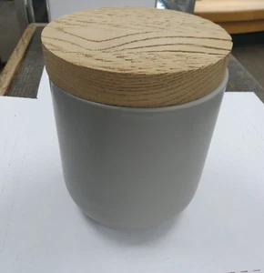 VINCENT VAN DUYSEN CERAMIC CANISTER-OAK LID-WHEN OBJECTS WORK-BEAUTY -NEW !!!! - Picture 1 of 8