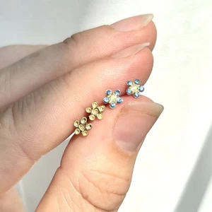 2 Pairs 14 carat Yellow Gold Flower Stud Earrings Good for Childs First Secure - Picture 1 of 13