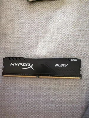 DELL Kingston 16 GB DDR4 3200 MHz 2Rx8 XMP4-3200-UB1 XN205T-MIE Escritorio DIMM RAM Foto 1 de 2