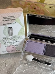 CLINIQUE ALL ABOUT SHADOW DUO ~ 19 BLACKBERRY FROST ~ FS NUOVO IN SCATOLA spedizione gratuita - Foto 1 di 2