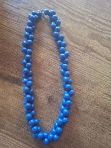 Vintage blaue kurze Statement Perlenkette St Michael 45 cm lang Kunststoff Retro - Bild 1 von 3
