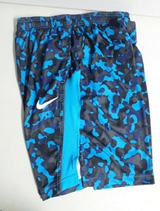 short nike camo