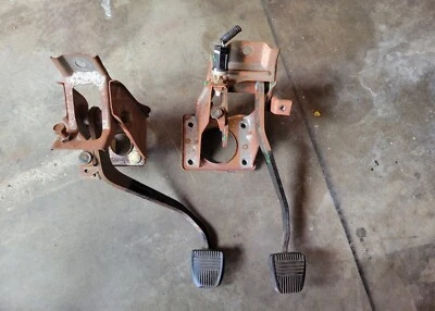 🛑 95-04 Tacoma 96-02 4Runner Toyota Clutch & Brake Pedal Assembly 5 Speed  - Image 1 of 4