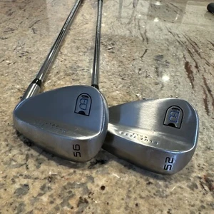 Blue Tees Golf 52* & 56* Wedge Right Handed - Imagen 1 de 5