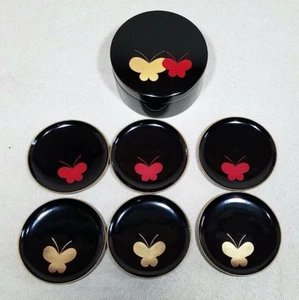 SET OF 6 JAPANESE BUTTERFLY BLACK RED GOLD LACQUERWARE TEA PLATE COASTERS & BOX - Picture 1 of 10