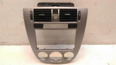 Bisel de tablero central con ventilaciones para Suzuki Forenza 2008 Foto 1 de 4