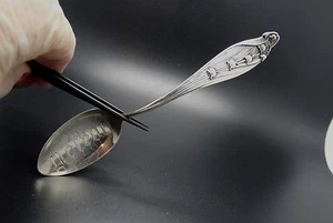 Detroit Michigan 6" Lily Of The Valley Whiting Sterling Souvenir Spoon .86 ounce - Picture 1 of 6