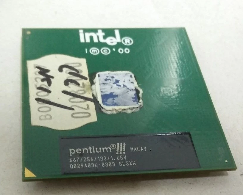 Intel PIII SL3XW 667 MHz / 256KB Cache / 133MHz / 1.65V Socket 370 CPU - Image 1 of 1