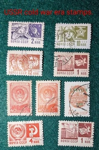 Lot von 9 Briefmarken der UdSSR: Militär, Wirtschaft & Weltraumforschung. - Bild 1 von 8