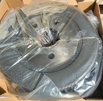 Задний тормозной барабан Carquest YH140659 80011 для Ford Windstar 1995-2003 годов выпуска - Изображение 1 из 2