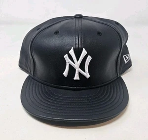 Cappellino New Era New York Yankees originale taglia 8 pelle blu bianco logo - Foto 1 di 6
