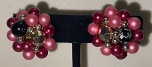 Vintage Gold Tone Pink Beaded Cluster Japan Clip On Earrings Jewelry JDU-8 - Picture 1 of 7