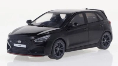 MODELLINO AUTO STATICO SOLIDO HYUNDAI I30N 2022 NERO MODELLISMO SCALA 1:43 - Immagine 1 di 2