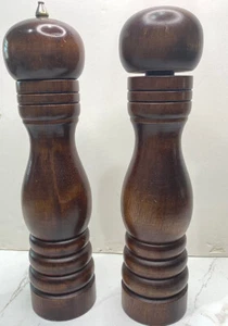 Set smerigliatrice sale e pepe alta torsione legno scuro anni '80 cucina - Foto 1 di 8