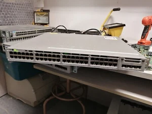 1X CISCO WS-C3850-48P-S V06 48 PORT SWITCH - - Picture 1 of 3