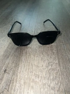Chunky Black Square Sunglasses – Modern Oversized Style - Picture 1 of 4