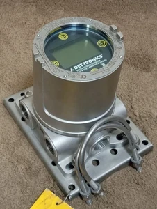 Det-Tronics / Explosion-Proof Universal Display Unit / UD10S5N25T2 - Picture 1 of 17