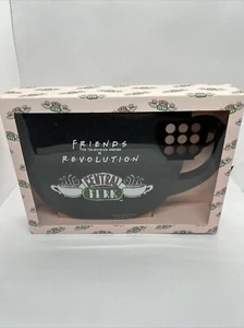 REVOLUTION X FRIENDS FACE PALETTE - LIGHT TO MEDIUM Brand New Boxed - Picture 1 of 4