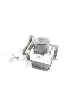 Módulo bomba de freio 12 2012 Mercedes-Benz C250 ABS 1724313712 - Imagem 1 de 4