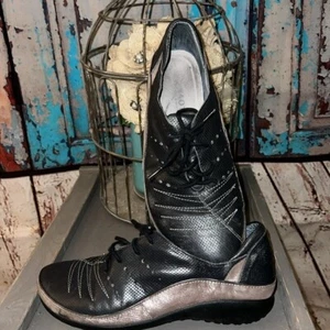 NAOT Kumara black lace up shoes leather - women’s 7 Euro 38 NICE! - Picture 1 of 10