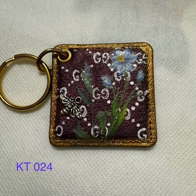 Etiquetas clave pintadas a mano, especifique KT # al comprar. Foto 1 de 4