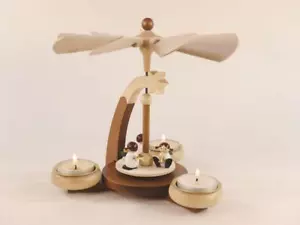 Design-Teelichtpyramide Winterfiguren HxB 19x19,5cm NEU Weihnachtspyramide - Bild 1 von 1