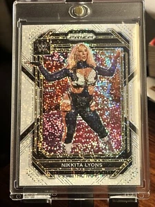 2023 WWE Panini Prizm Nikkita Lyons White Sparkle - Picture 1 of 3