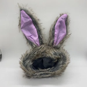 Kunstpelz Hasenohren Hut für Puppe Grau mit inneren lila Ohren Riemenverschluss - Bild 1 von 19