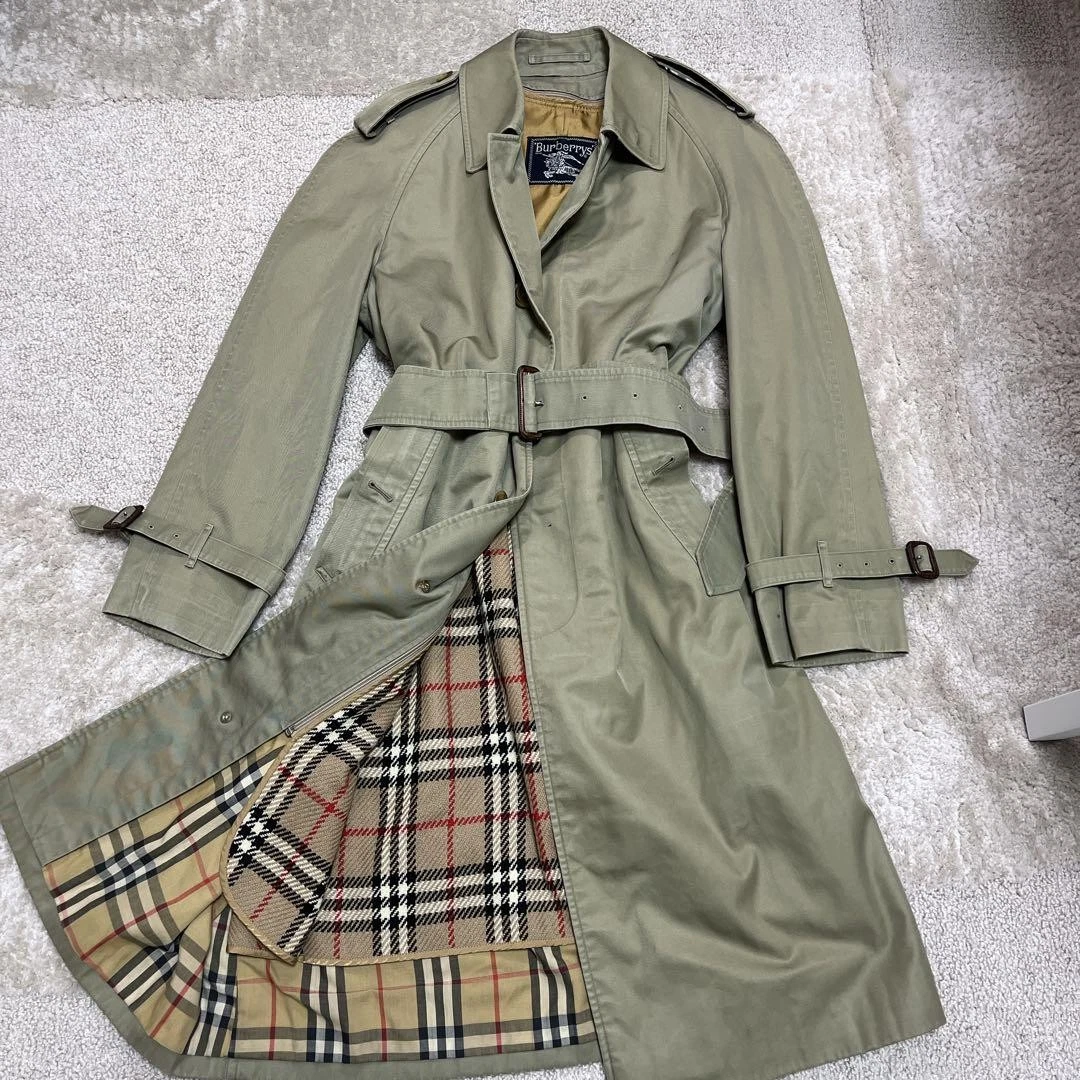 ジャケット・アウター Special Vintage Burberry coat for Women Women's Vintage 80's Burberry London Navy Blue Lined Trench Coat