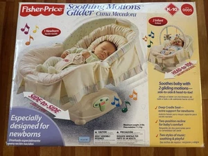 Fisher-Price Soothing Motion Glider For Newborn ,Older babies + Music/ toys New - Picture 1 of 14