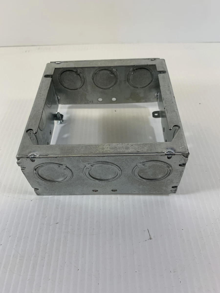 Orbit 4" Octagonal Steel Electrical Box 1-1/2" Deep - With 1/2" & MKO Knockouts