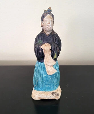 Antigua figura de asistente de terracota esmaltada Sancai estilo dinastía Ming china 5. Foto 1 de 4