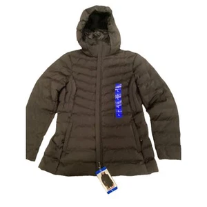 NWT 32 degrees Black fitted puffer jacket, light winter coat with hood packable - Picture 1 of 10