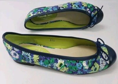 NEW French Sole Liberty PRINCESS KATE Sz 7.5 Navy Leather Floral Ballet Flats - Image 1 of 4