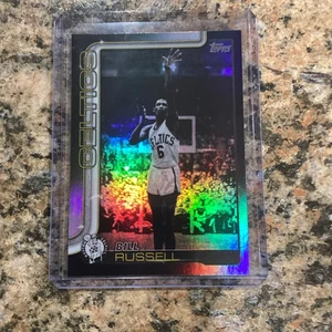 2025-26 Topps Basketball Bill Russell Blackout Parallel Black Friday Target SP - Picture 1 of 2