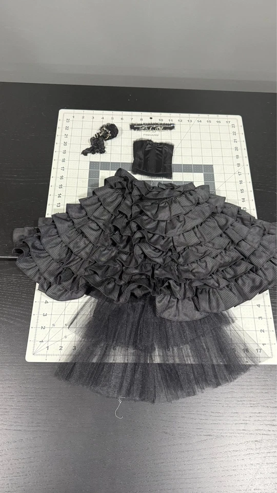 Gran selección de ropa surtida para muñeca BJD para varios tamaños YoSD/MSD/SD Foto 1 de 1